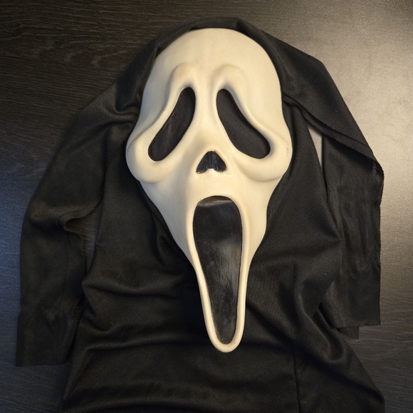 Vintage 90s Ghost Face Scream Mask Easter Unlimited Glow In Dark